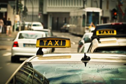 Taxi e noleggio veicoli con conducente Taxi e noleggio veicoli con conducente